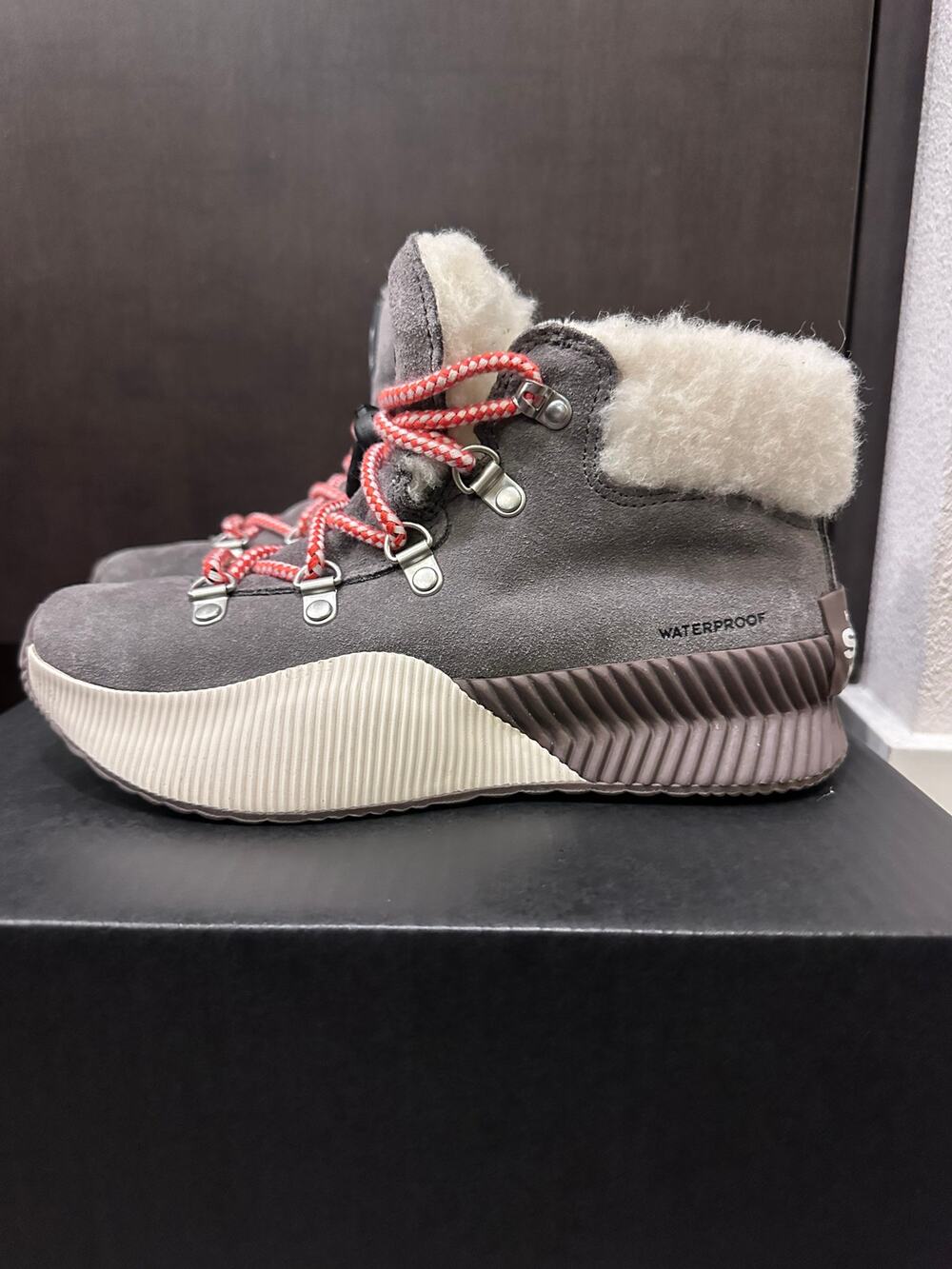 Sorel Out and About Conquest WP rain snow boot Size 3